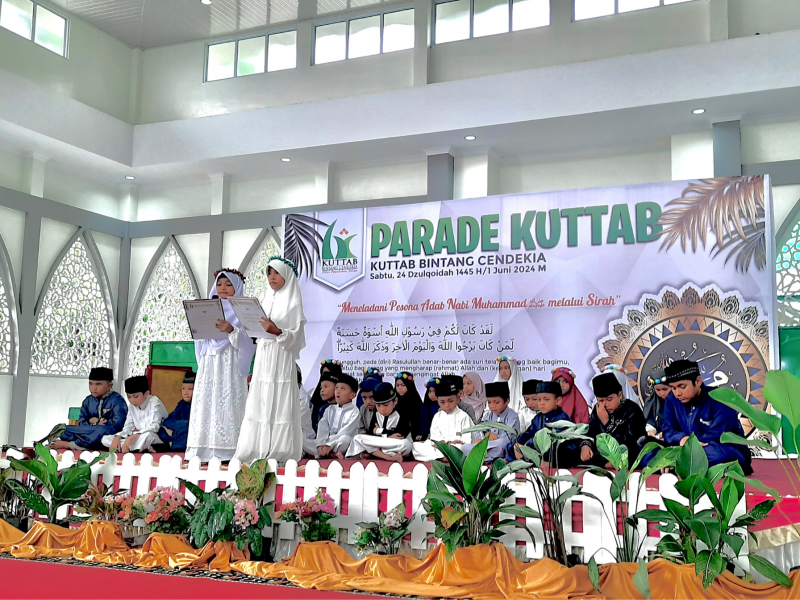 Kuttab Bintang Cendekia Gelar Parade Kuttab