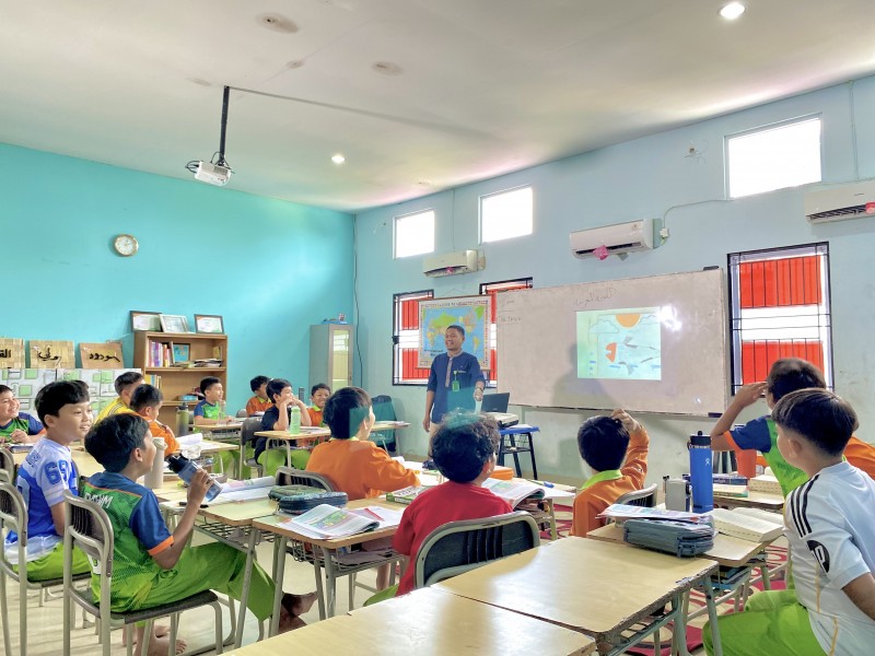 Sentuhan Teknologi AI Membuat Kelas Belajar Bahasa Arab Lebih Menarik
